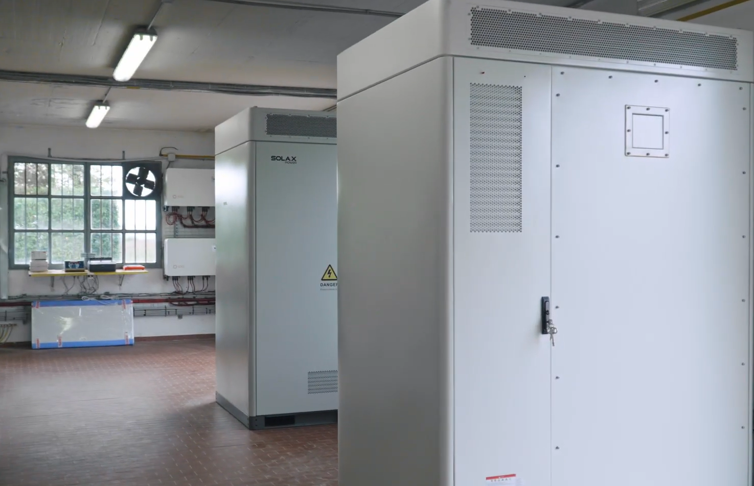 SolaX ESS-TRENE energy storage system at a water treatment plant in Italy