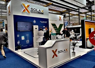 Powering a Green Future-Un grande raduno con SolaX Power al Solar Solutions International