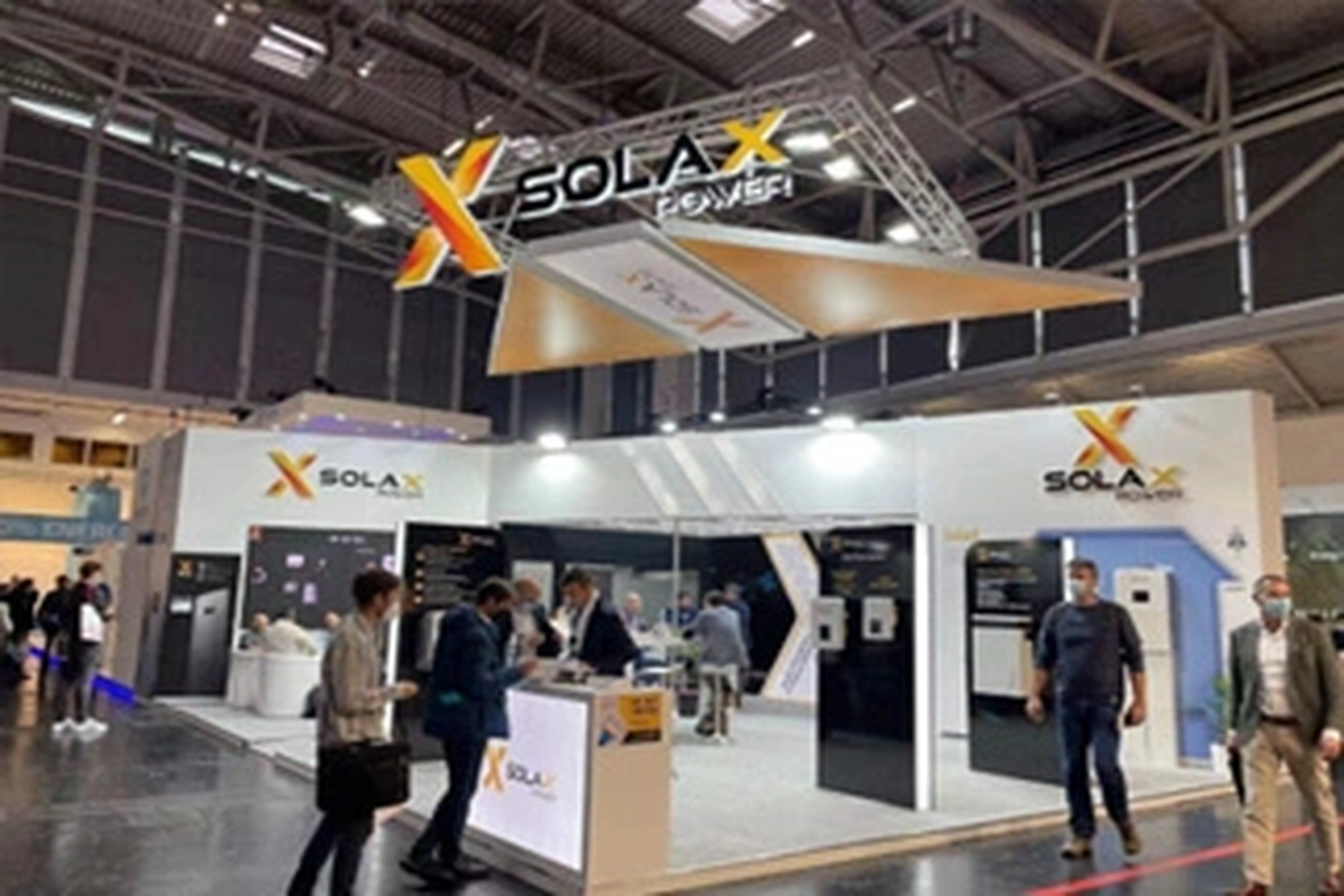 SolaX Power ha svela l'ultima serie commerciale a Intersolar Europe